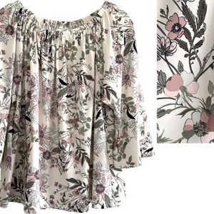 Floral Boho Blouse Bell Sleeve Cream Fairy Feminine Skyes the Limit Sz M Petite